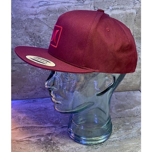 Hurley Men's Outline Icon Burgundy Snapback Hat Flat Bill Logo Cap - Picture 5 of 8